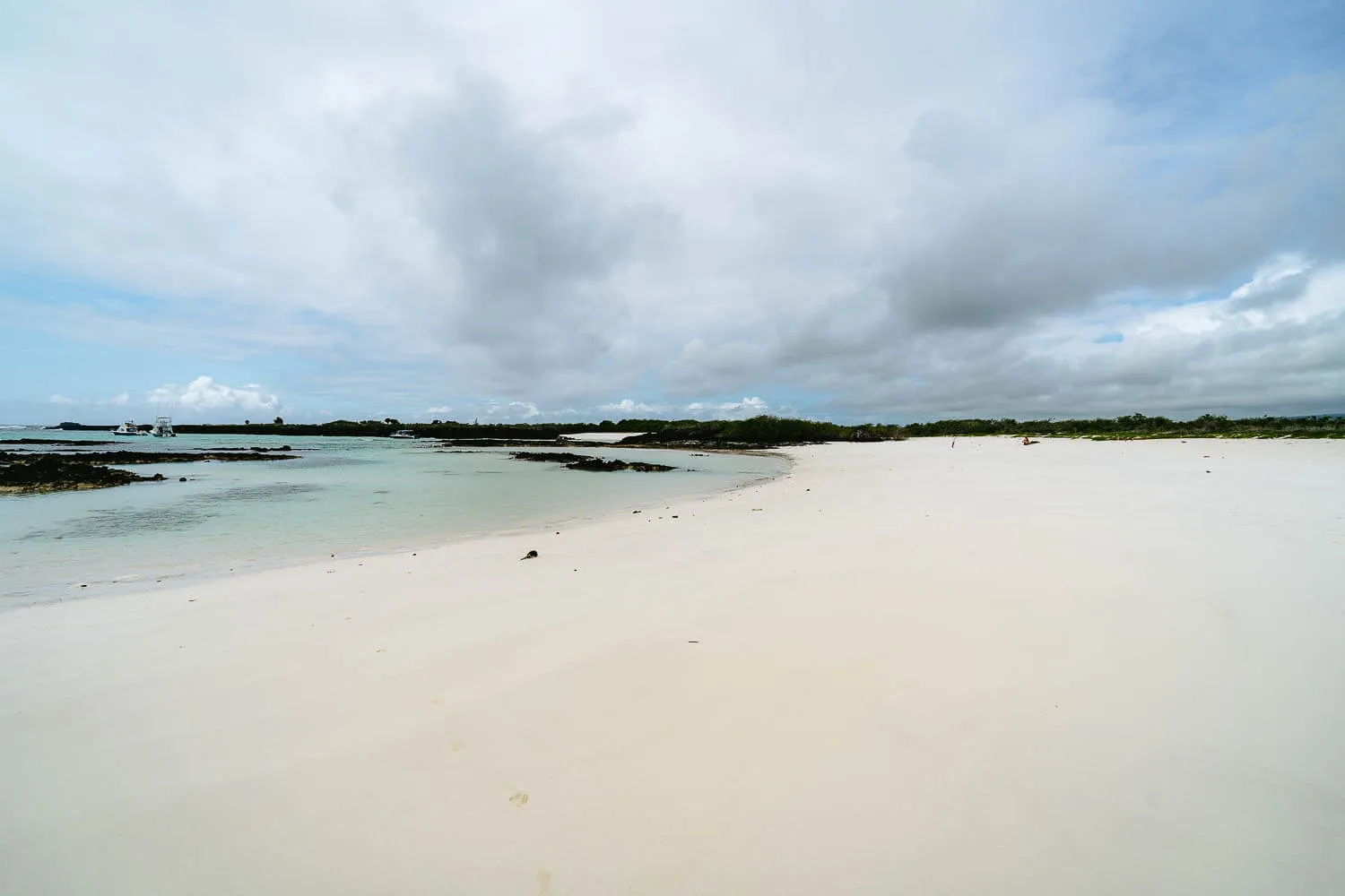 Bahia Rosa Blanca beach on the 360 tour San Cristobal