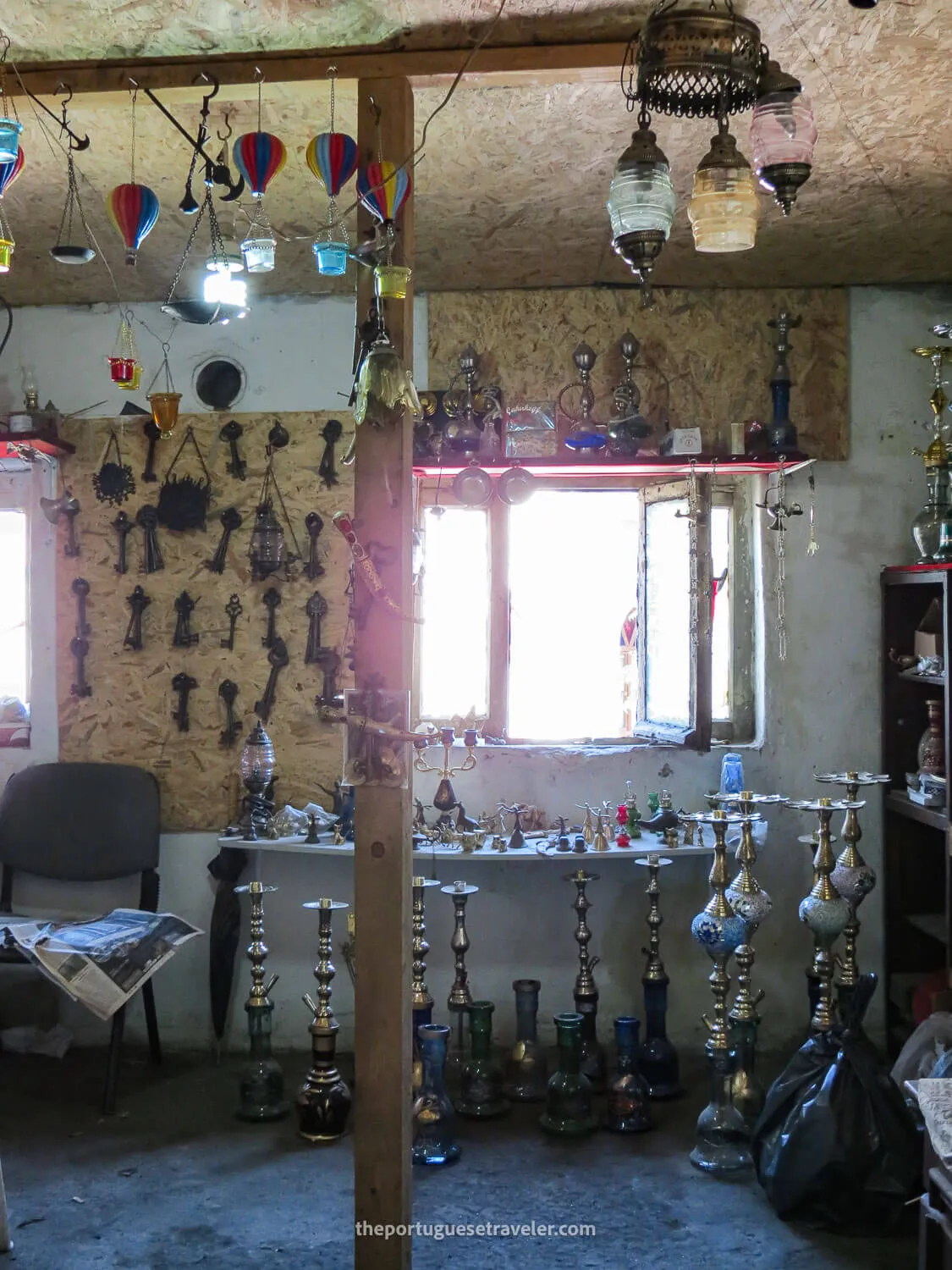 A Lamp workshop in Büyük Valide Han