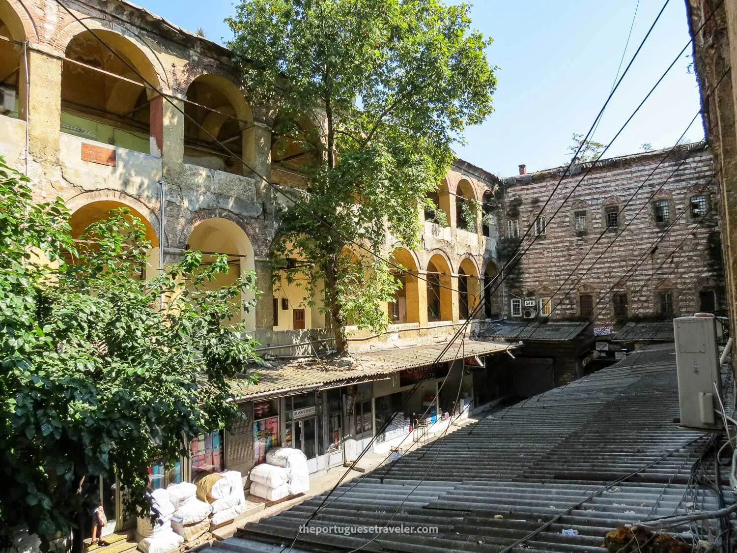 The Büyük Yeni Han in Istanbul