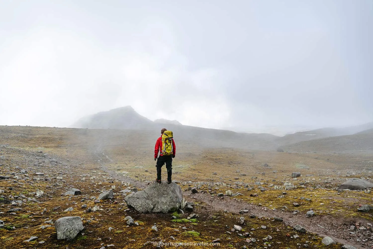 Some epic desolated landscapes on the way to the lagoon
