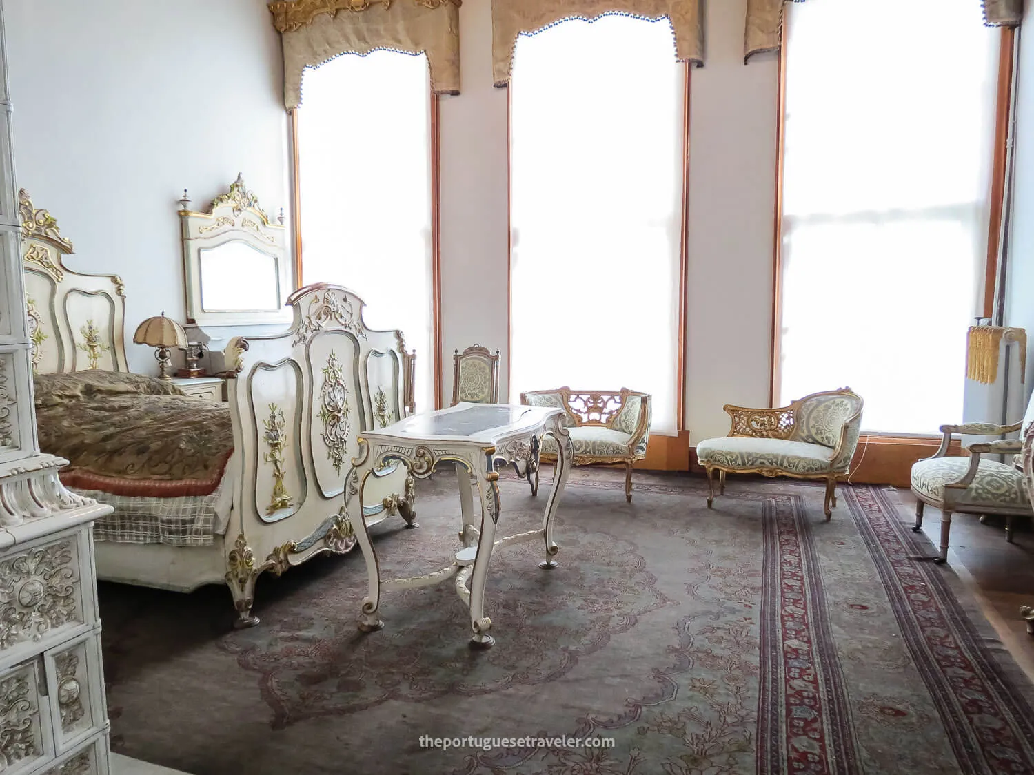 A room inside Dolmabahçe