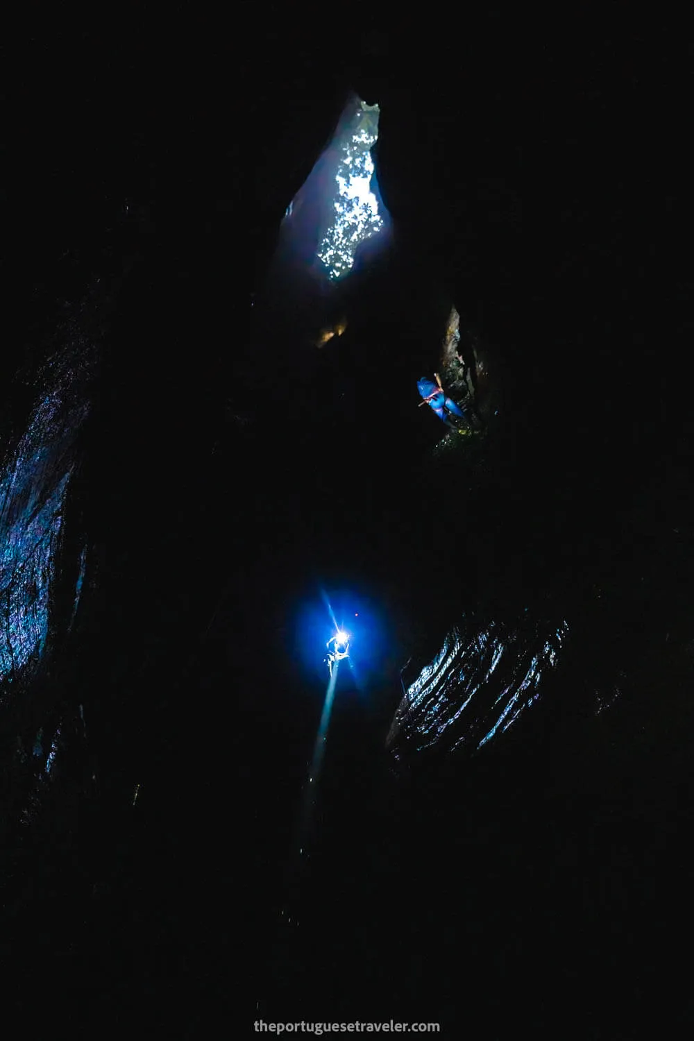 The way down to the Cueva de Los Tayos