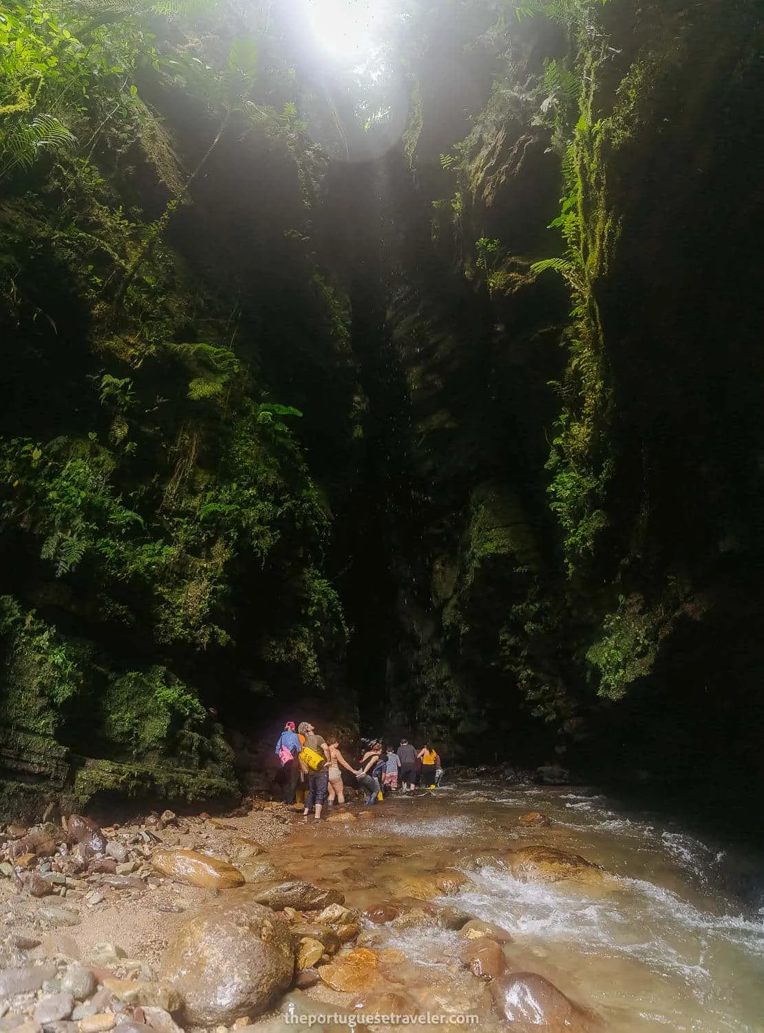 The entrance of Gruta de Los Tayos