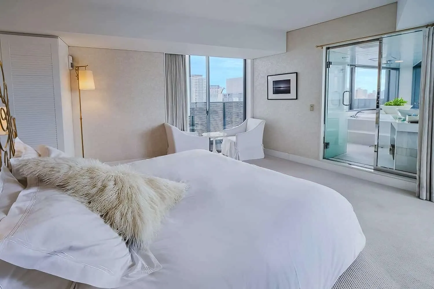 Harmonie Embrassee Hotel