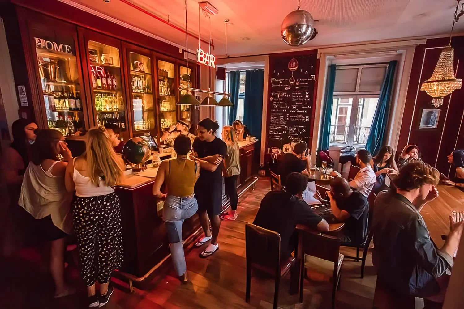 10 Best Hostels in Lisbon, Portugal - The Coolest Spots (2026)