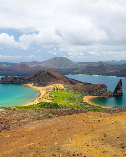 Bartolome Island Tour: Full-Day Tour (From Santa Cruz Island)