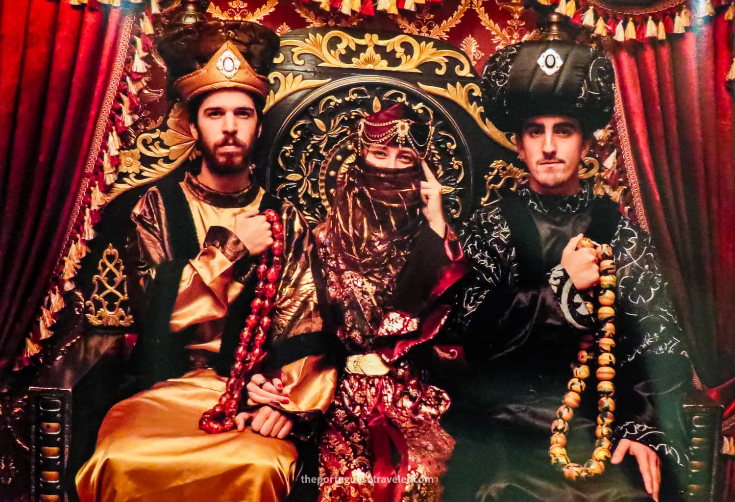 Sultan's João, Kostas and Ece