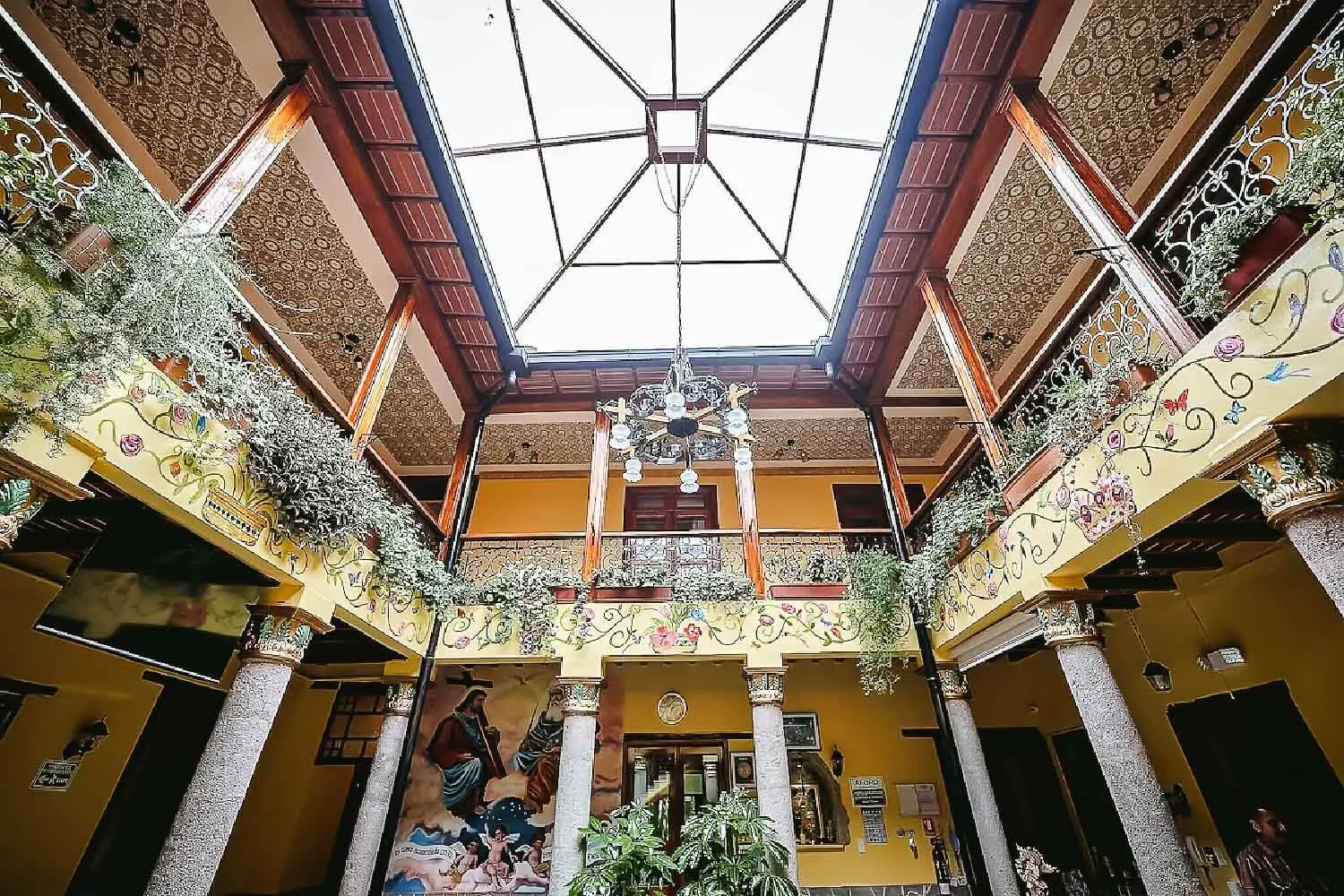 Hotel La Basílica in Quito