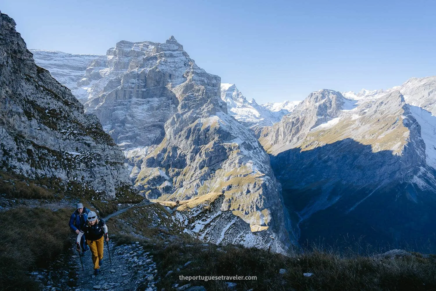 Some hikers on the way to the cable car station