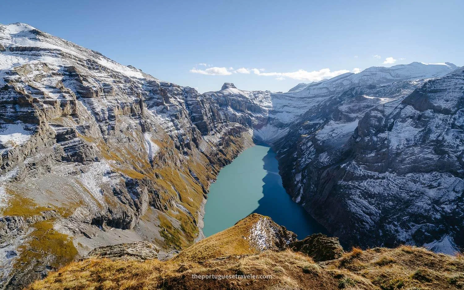 The view of the Limmernsee Lake at the Muttenchopf viewpoint