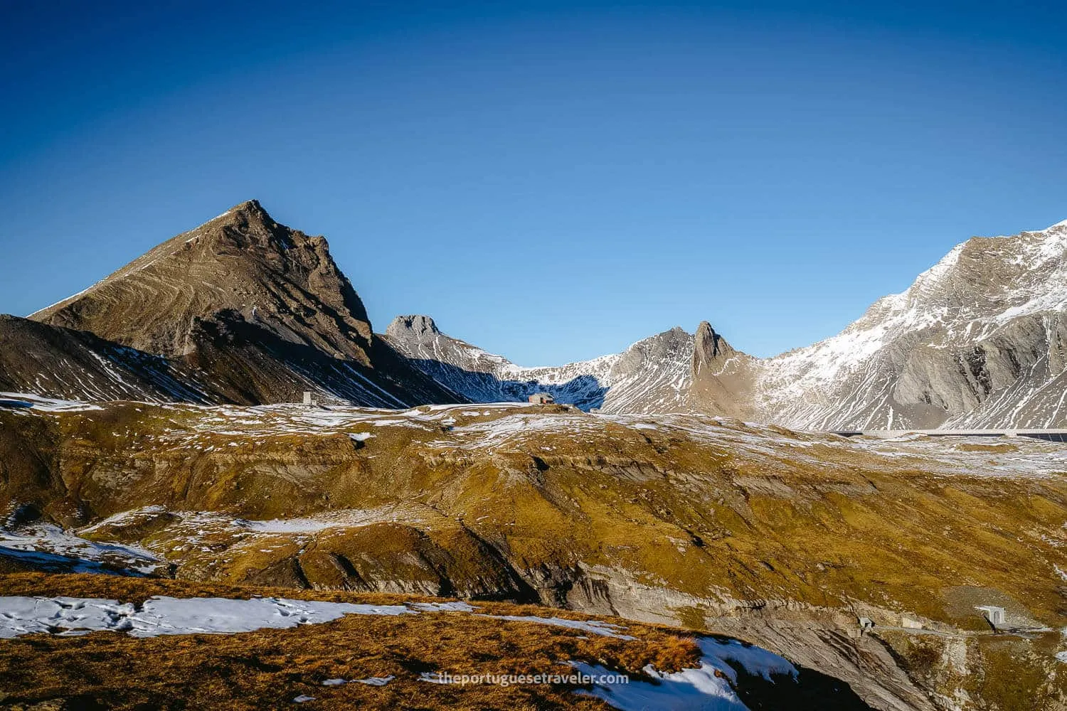 The Muttseehütte seen from the Muttenchopf viewpoint