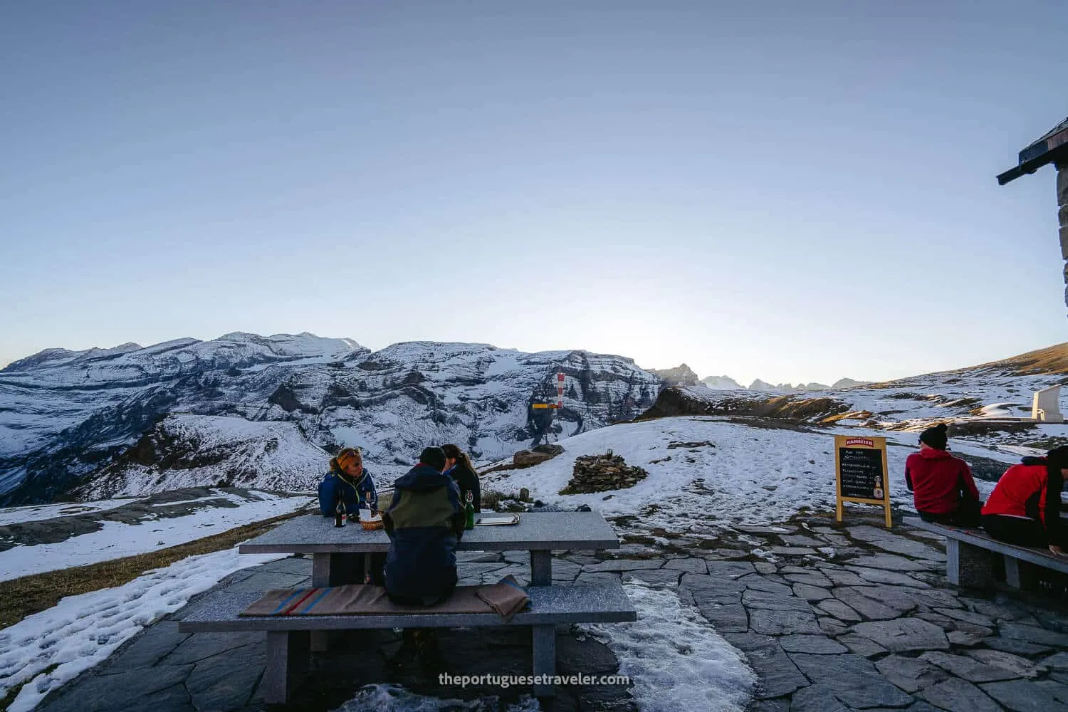 The sunset at Muttseehütte terrace