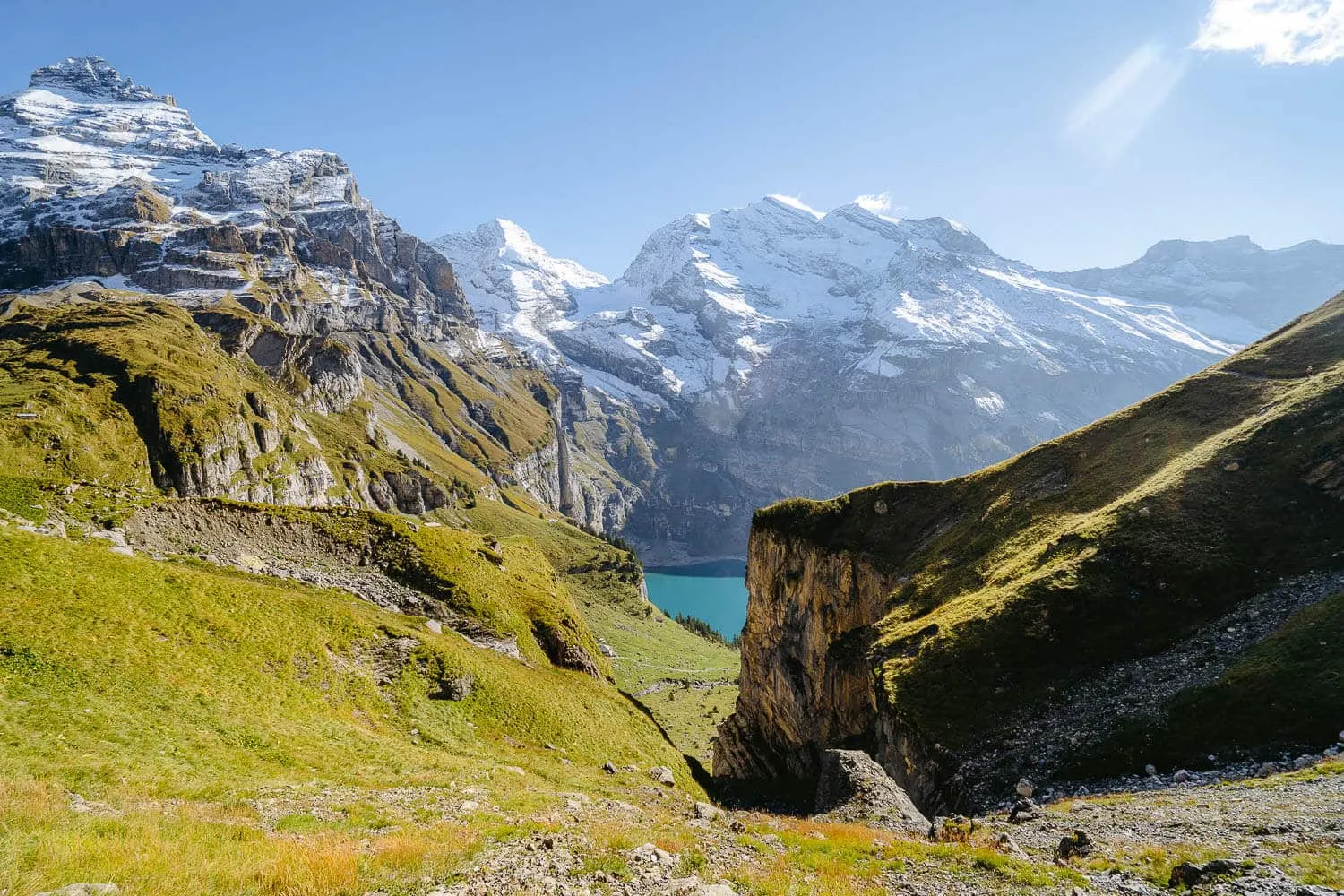 The cliffs of Oeschinensee