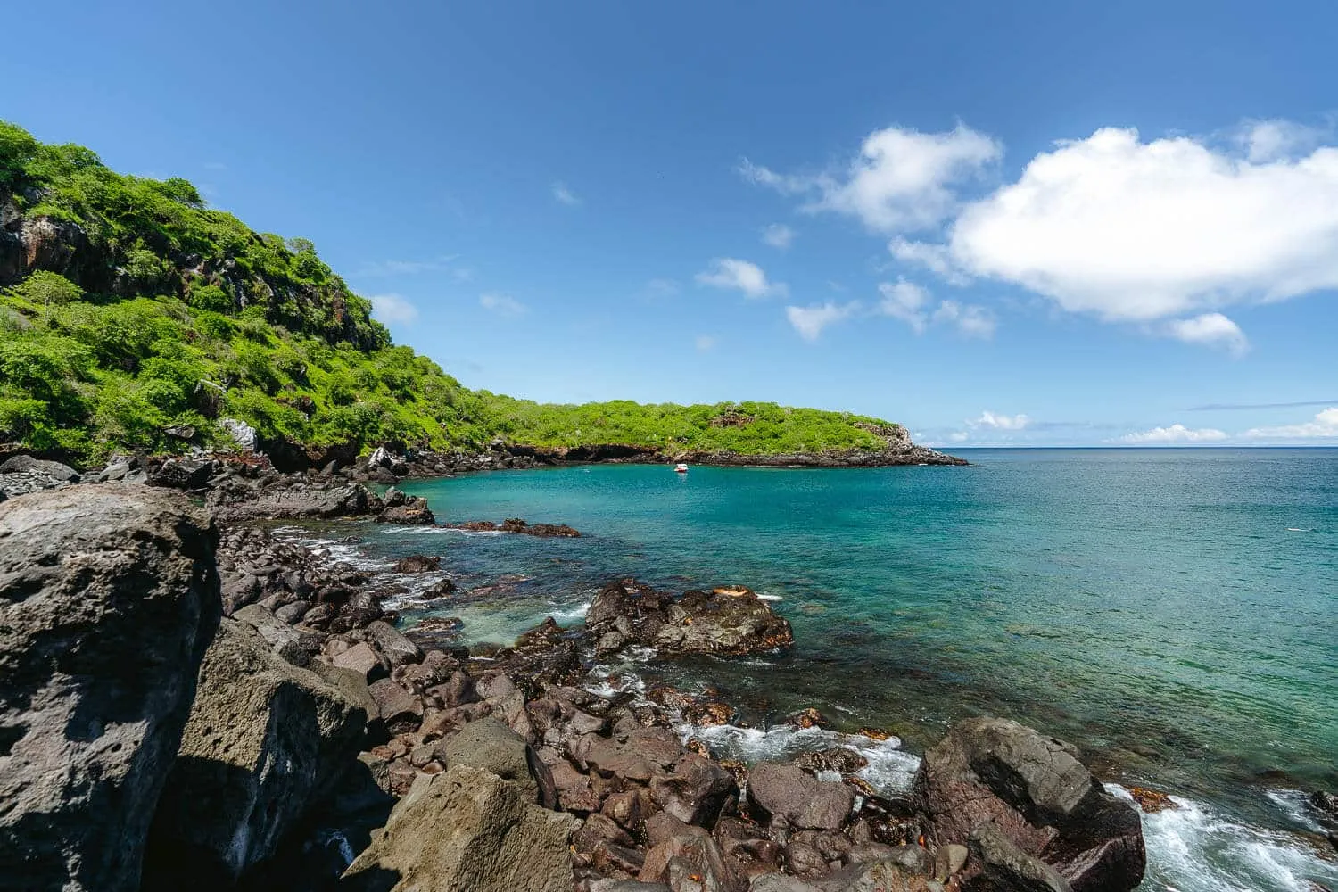 The view to Muelle Tijeretas on the way to Playa Baquerizo beach, San Cristobal, Galápagos