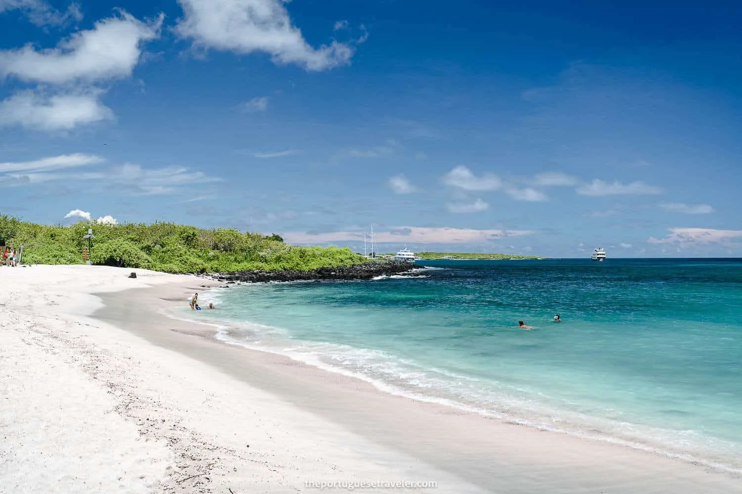 A beautiful turquoise water beach, best time to visit the galapagos islands