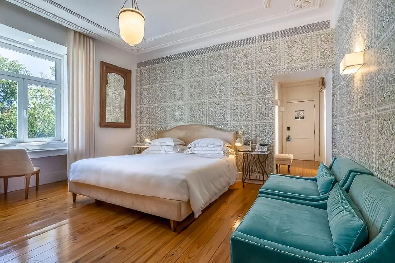 Santiago de Alfama Hotel