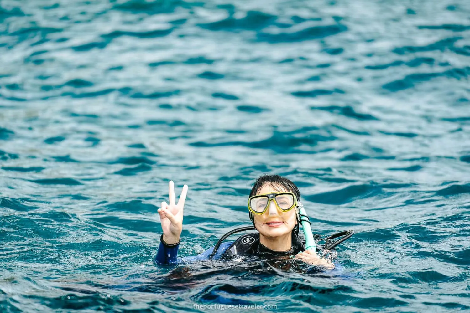 Jhos on her first dive at Isla de La Plata