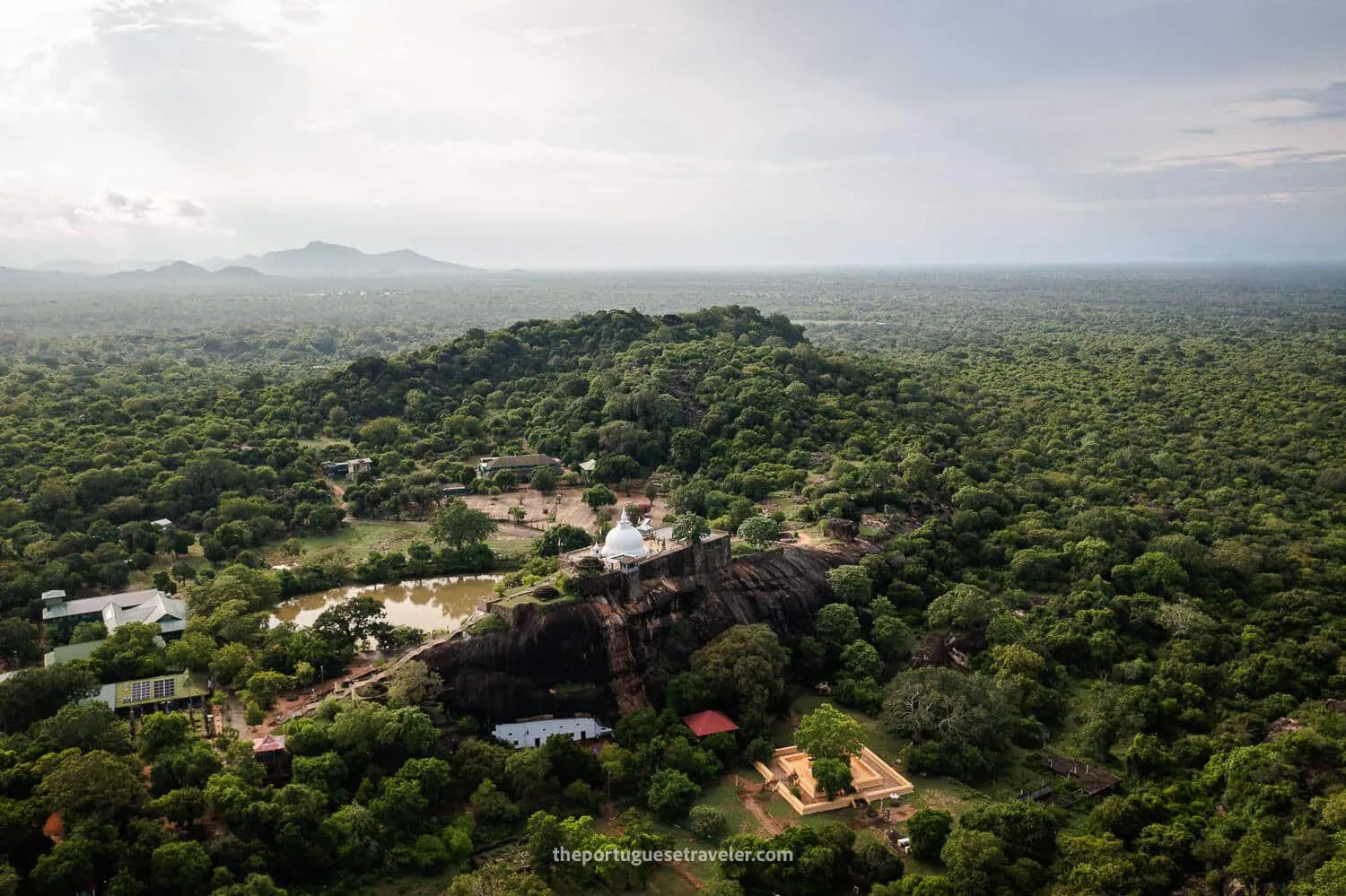 Sithulpawwa Rock Temple - Ancient Buddhist Monastery (Guide)