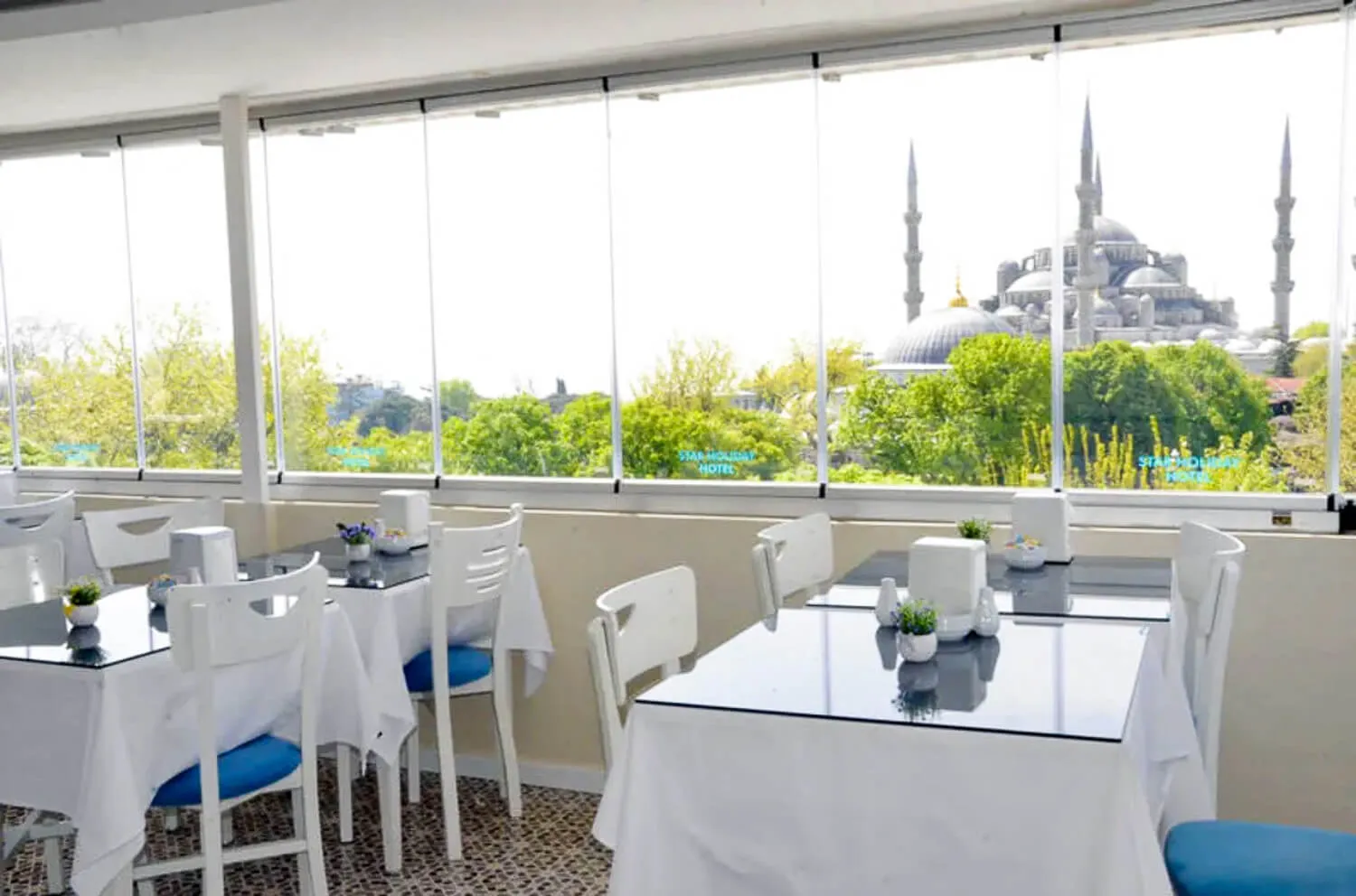 Star Holiday Hostel