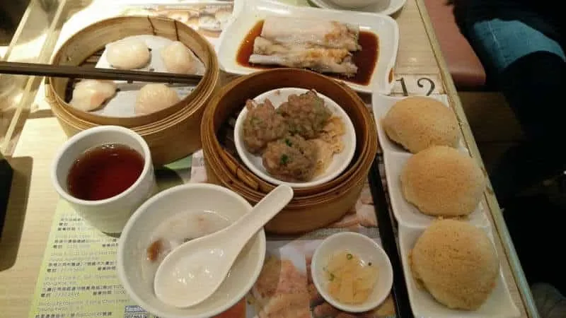 The cheapest, 3 Michelin stars dim sum restaurant in Hong Kong, China