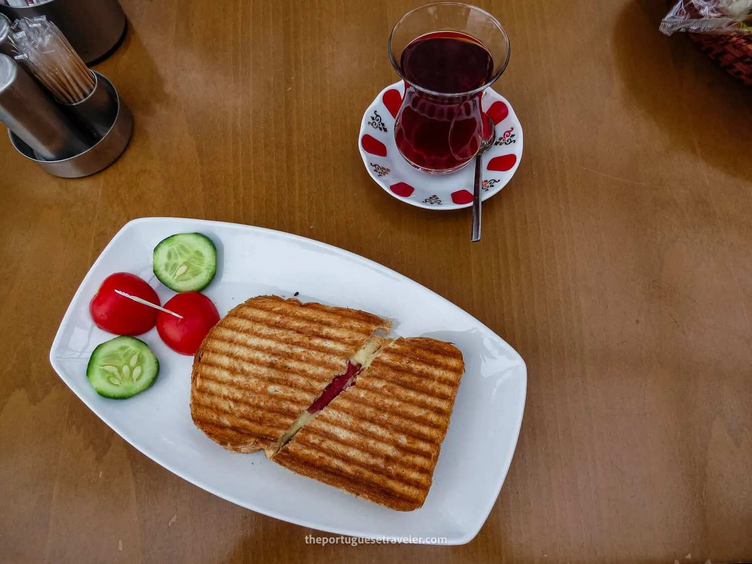 Turkish Tea and a Sandwich for breakfast in Istanbul