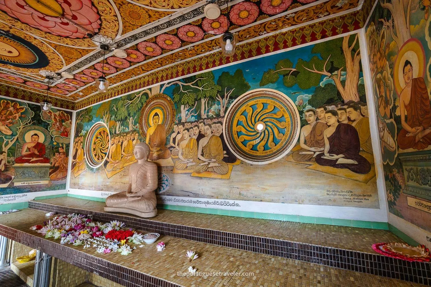 A buddha statue inside one of the The Tissamaharama Raja Maha Vihara temples in Sri Lanka