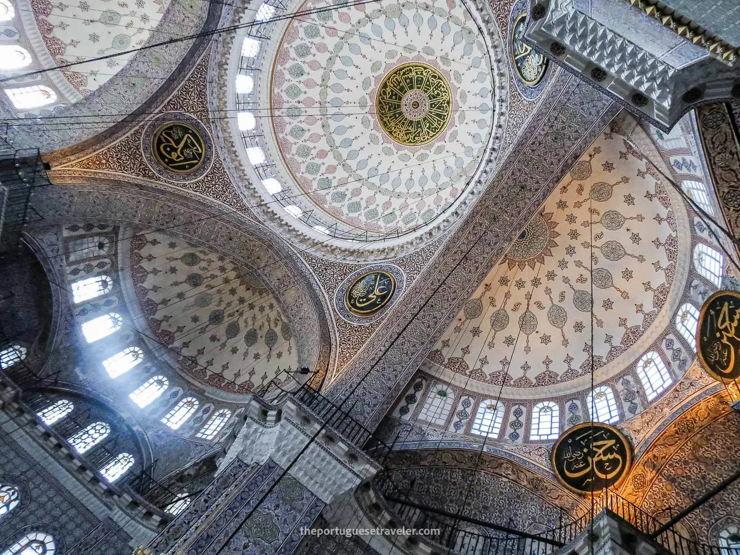 The ceiling of the Yeni Camii