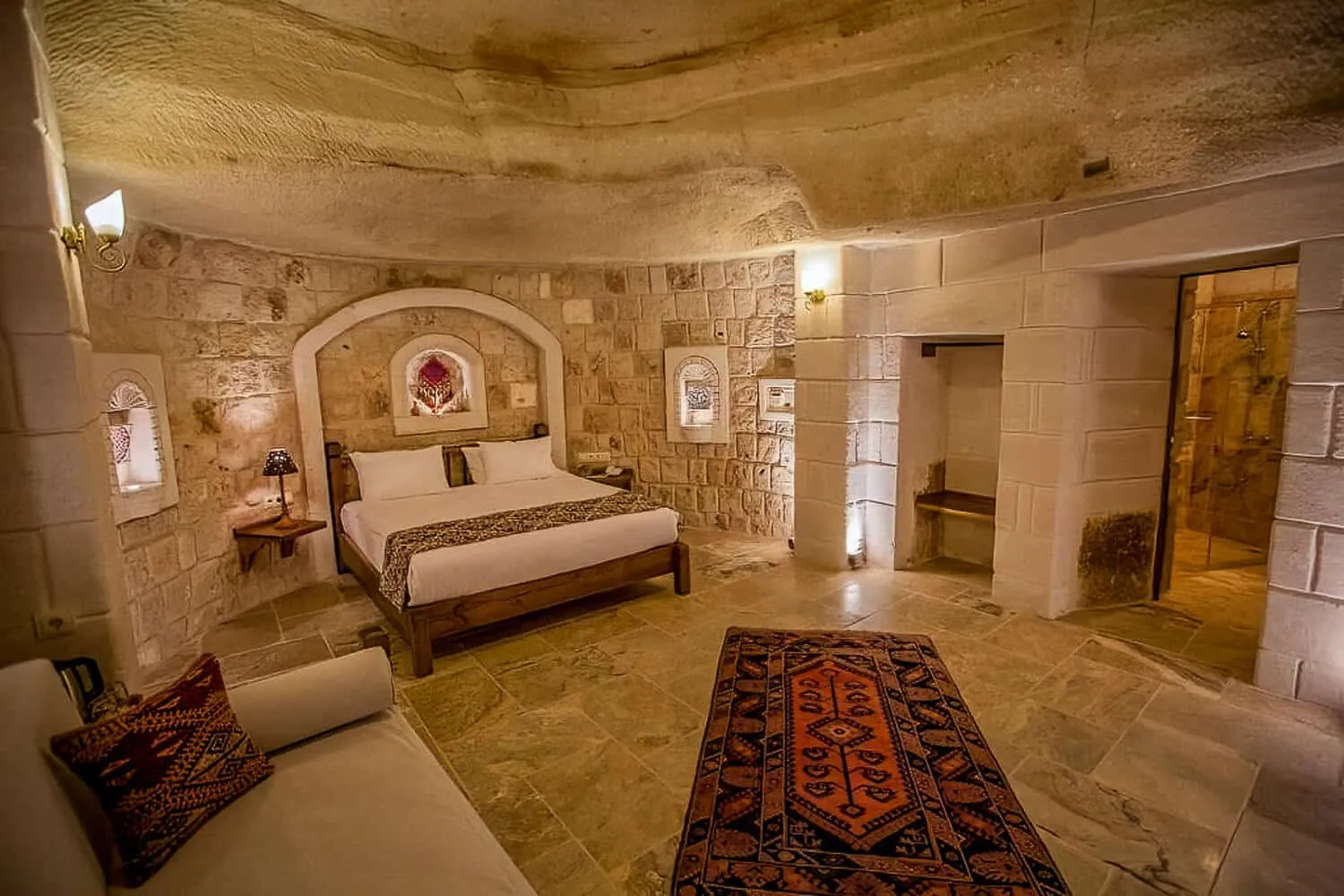 Zara Cave Hotel