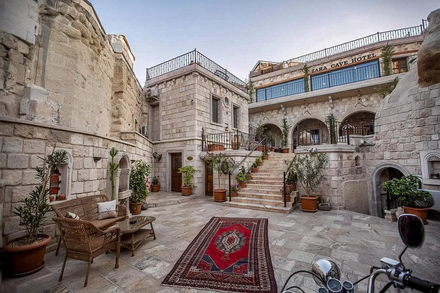 Zara Cave Hotel
