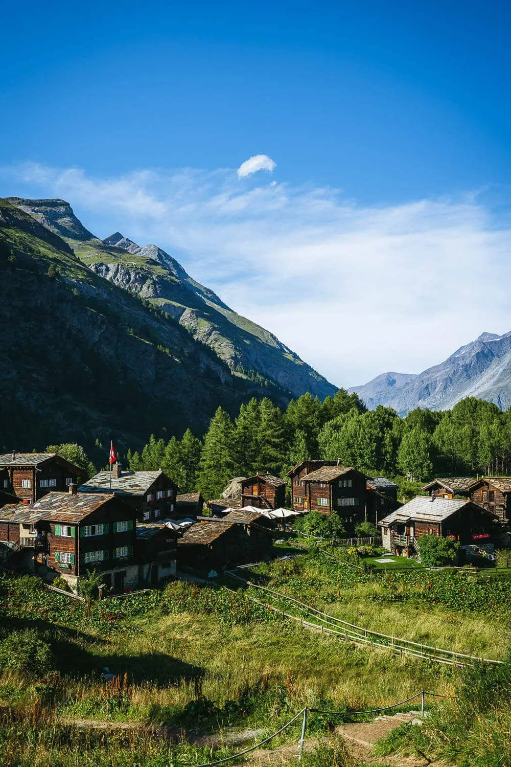 Zmutt Village